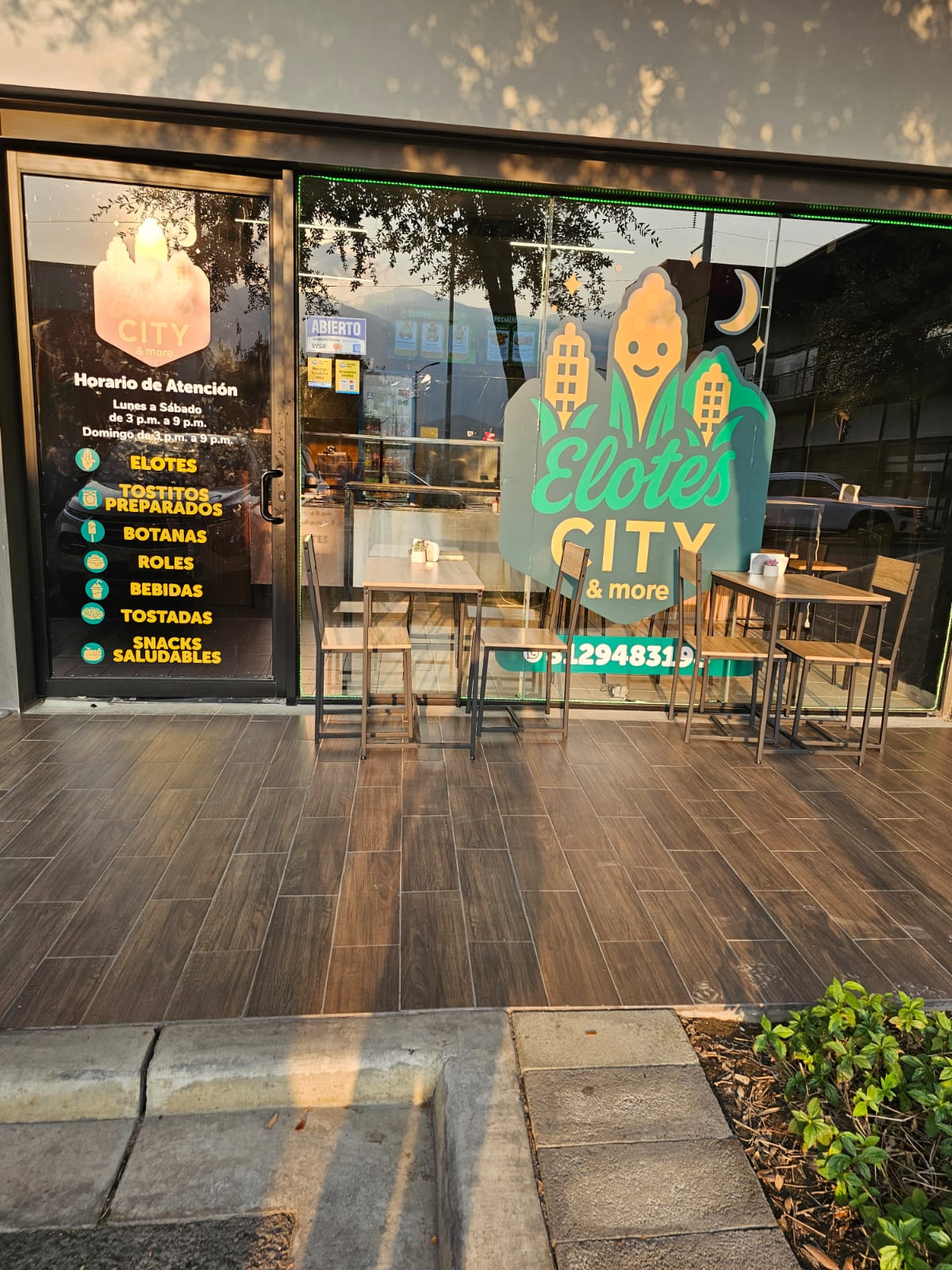 Fachada Elotes City